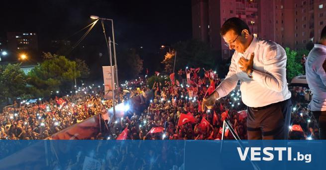 Турски съд осъди днес кмета на Истанбул Екрем Имамоглу популярен