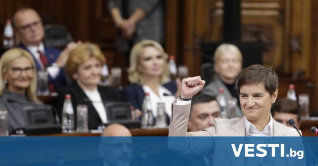 Парламентът в Белград гласува снощи новото правителство на Сърбия След