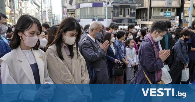 Япония отбелязва 12 ата годишнина от разрушителното земетресение и вълни цунами които