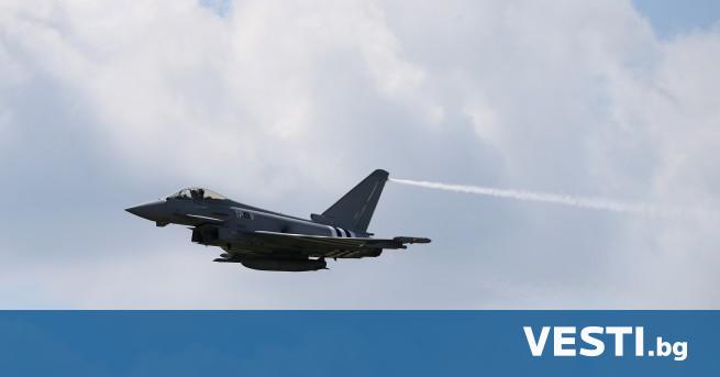 Два изтребителя на НАТО Тайфун са прехванали руски самолет за