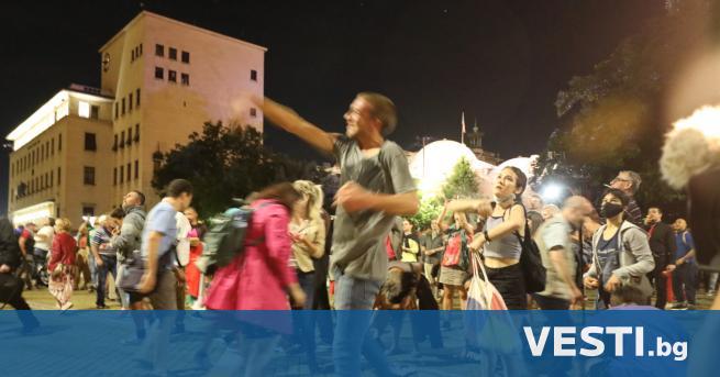 оредна 74 та вечер на протести В центъра на София на пл