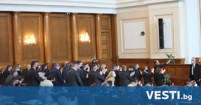 Д епутатите приеха съставите на парламентарните комисии Гласувани бяха членовете