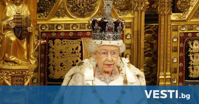Кралица Елизабет Втора беше почетена с топовни гърмежи в Лондон