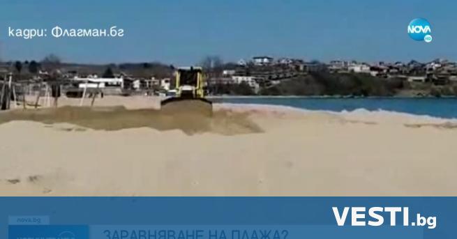 О тново сигнал за тежка техника върху плаж край Созопол.Снимки