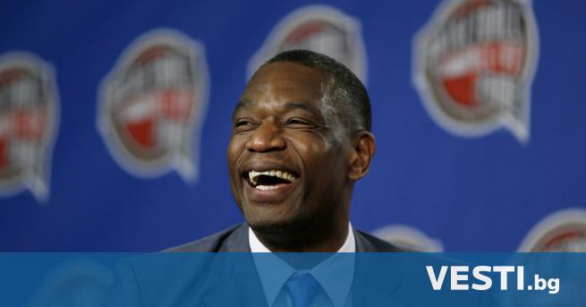 Членът на баскетболната Зала на славата Дикембе Мутомбо се лекува